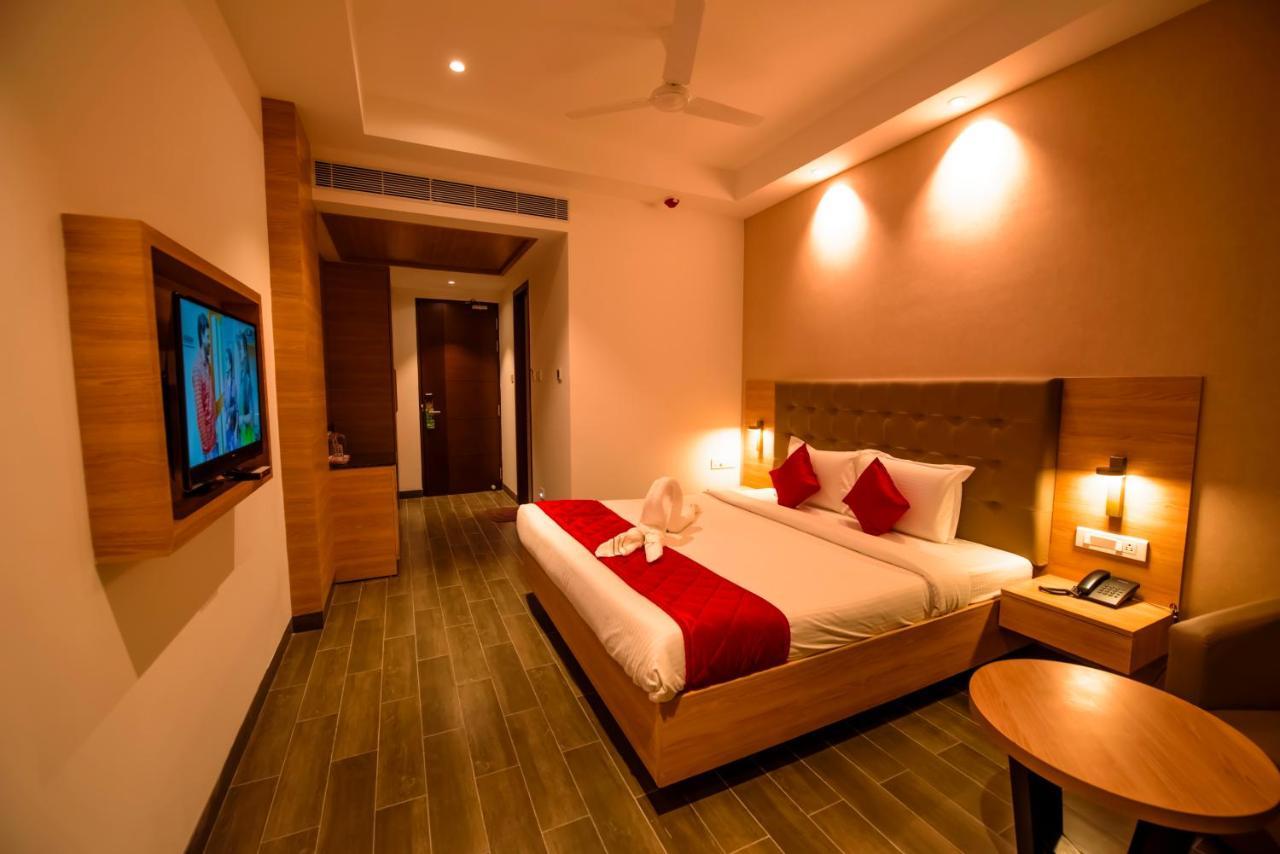 Hotel Annamalai Bahur Εξωτερικό φωτογραφία
